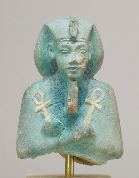 <strong>L’ouchebti en faïence d’Amenhotep IV</strong> 1 - Le Progrès Egyptien