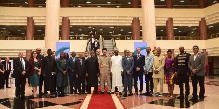 Une délégation de l’Association des hommes d'affaires égypto-africains visite le centre médical mondial 2 - Le Progrès Egyptien Une délégation de l’Association des hommes d'affaires égypto-africains visite le centre médical mondial 1 - Le Progrès Egyptien