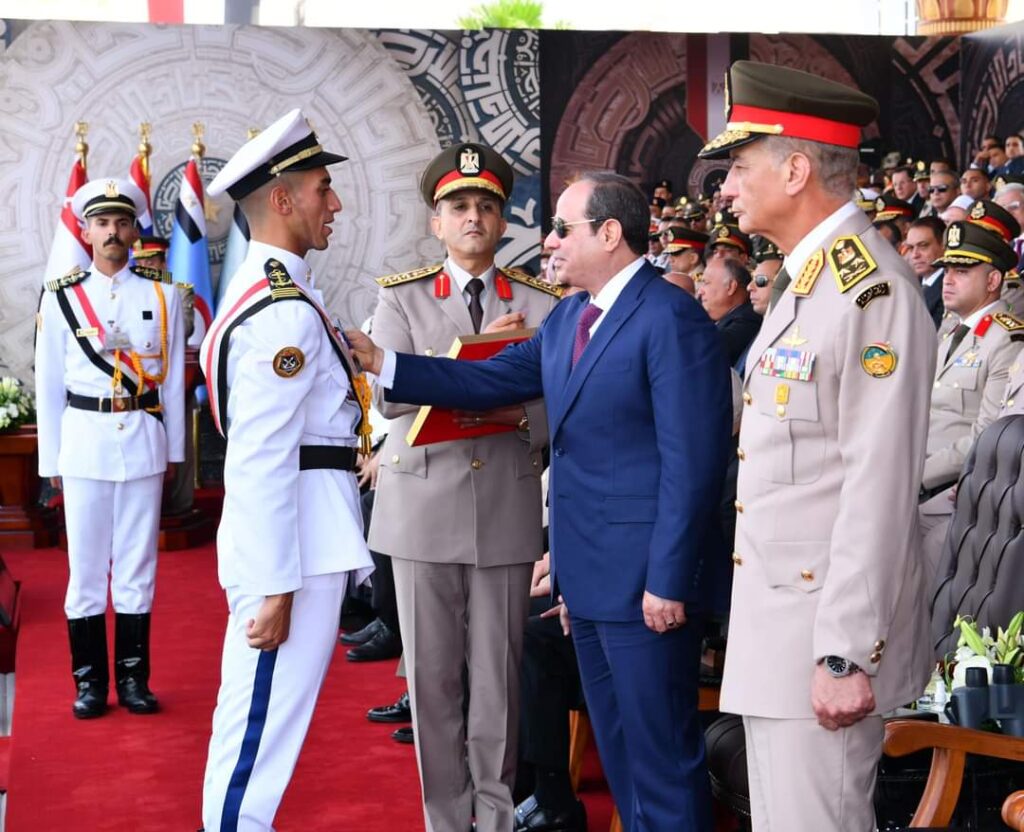 Al-Sissi : L’Égypte est capable de relever tous les défis grâce à la sécurité et à la stabilité 6 - Le Progrès Egyptien Al-Sissi : L’Égypte est capable de relever tous les défis grâce à la sécurité et à la stabilité 5 - Le Progrès Egyptien