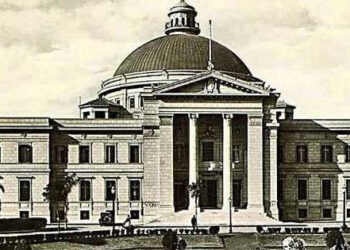 Le podium du savoir au fil des siècles