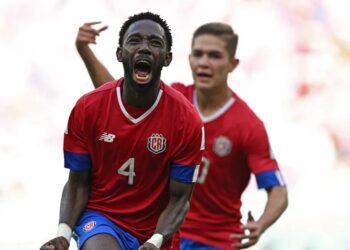 Le Costa Rica bat le Japon