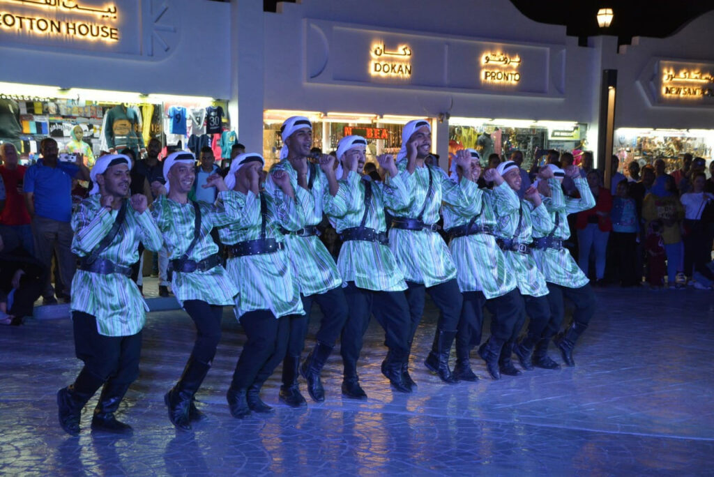 COP27 : Activités artistiques et culturelles dans la Zone Verte 4 - Le Progrès Egyptien COP27 : Activités artistiques et culturelles dans la Zone Verte 3 - Le Progrès Egyptien