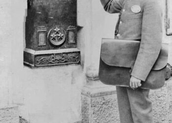 Le facteur, un métier disparu ou bien modernisé?