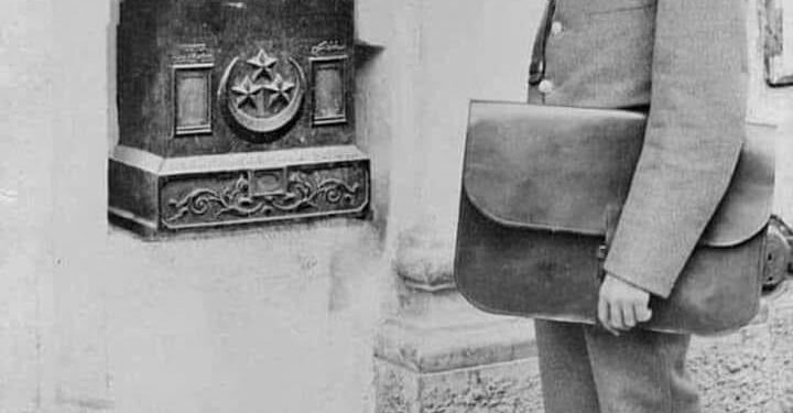 Le facteur, un métier disparu ou bien modernisé? 2 - Le Progrès Egyptien Le facteur, un métier disparu ou bien modernisé? 1 - Le Progrès Egyptien