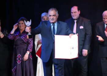 Mise à l’honneur des symboles du théâtre arabe et international