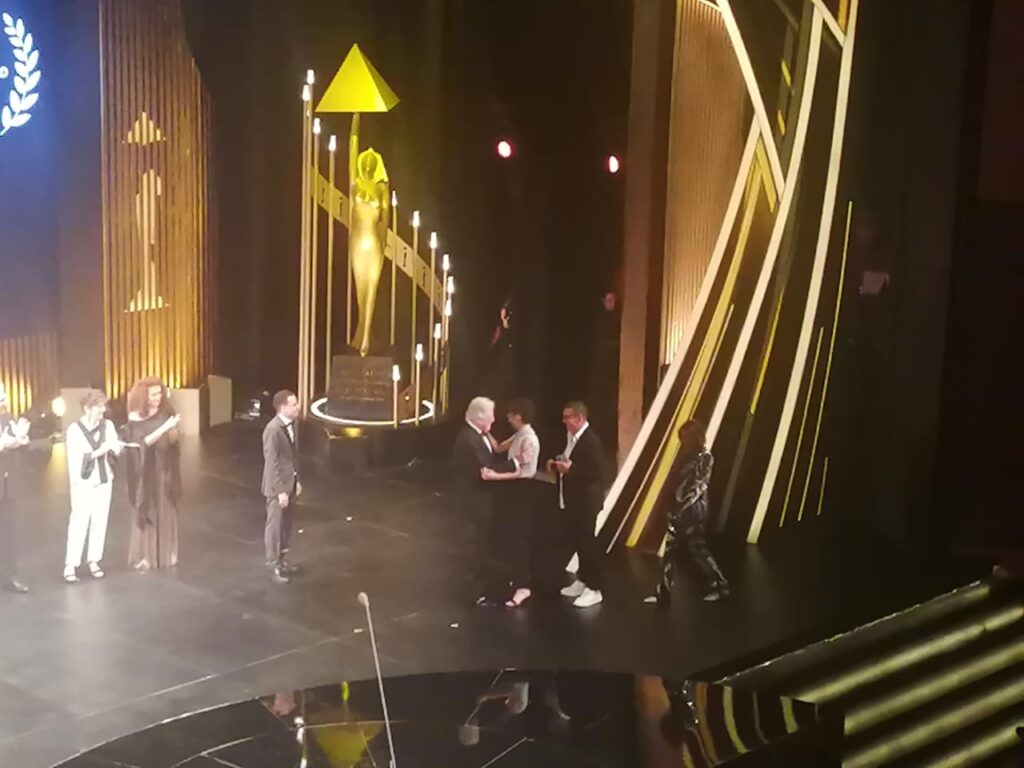 <strong>CIFF: Le Film "Alam" remporte la Pyramide d'Or</strong> 6 - Le Progrès Egyptien <strong>CIFF: Le Film "Alam" remporte la Pyramide d'Or</strong> 5 - Le Progrès Egyptien