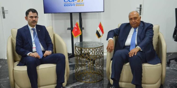 <strong>Choucri affirme le souci de communiquer avec toutes les délégations des pays participants</strong> 1 - Le Progrès Egyptien