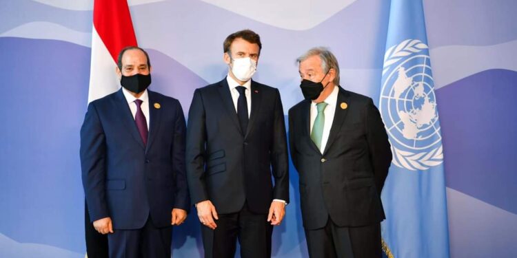 Al-Sissi reçoit son homologue français, Macron à Charm El-Cheikh 2 - Le Progrès Egyptien Al-Sissi reçoit son homologue français, Macron à Charm El-Cheikh 1 - Le Progrès Egyptien