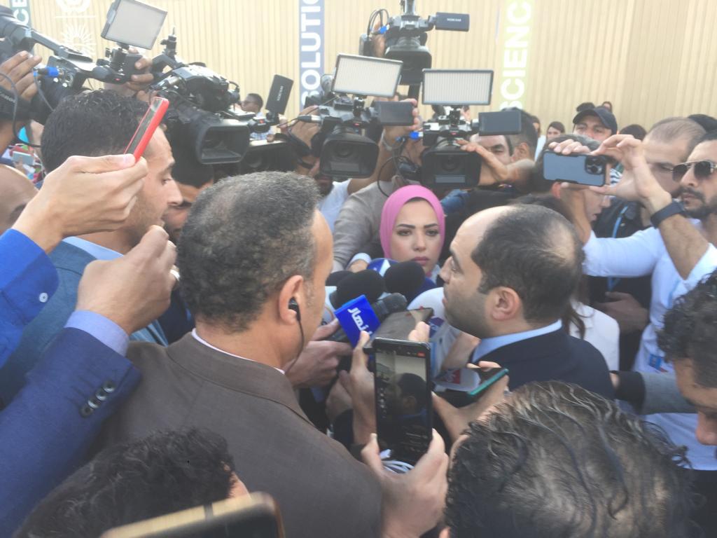 Manifestation pacifique pour soutenir le député Amr Darwiche 4 - Le Progrès Egyptien Manifestation pacifique pour soutenir le député Amr Darwiche 3 - Le Progrès Egyptien