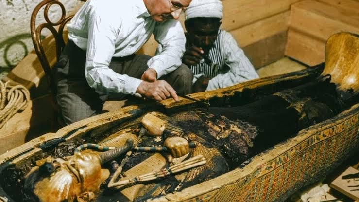Le centenaire de la découverte de la tombe de Toutankhamon, un événement mondial unique 6 - Le Progrès Egyptien Le centenaire de la découverte de la tombe de Toutankhamon, un événement mondial unique 5 - Le Progrès Egyptien