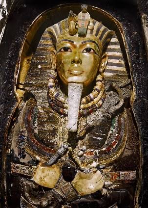Le centenaire de la découverte de la tombe de Toutankhamon, un événement mondial unique 4 - Le Progrès Egyptien Le centenaire de la découverte de la tombe de Toutankhamon, un événement mondial unique 3 - Le Progrès Egyptien