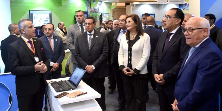 Madbouli inaugure la conférence “Smart Green Projects” 1 - Le Progrès Egyptien