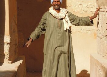 Tour du monde des tenues traditionnelles arabes