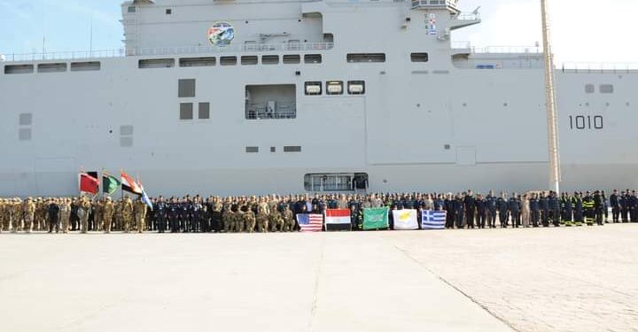 Début de l'exercice aéronaval "Medusa-12" 2 - Le Progrès Egyptien Début de l'exercice aéronaval "Medusa-12" 1 - Le Progrès Egyptien