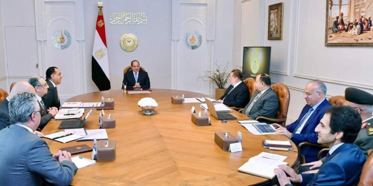 <strong>Al-Sissi suit les projets du canal de Suez</strong> 1 - Le Progrès Egyptien