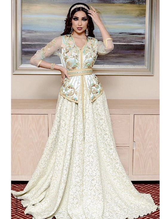 Tour du monde des tenues traditionnelles arabes 8 - Le Progrès Egyptien Tour du monde des tenues traditionnelles arabes 7 - Le Progrès Egyptien