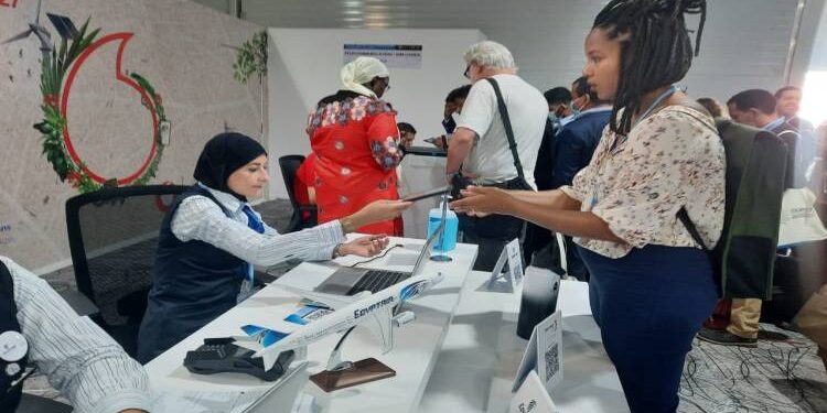 <strong>COP27 : Affluence des participants au pavillon d'EgyptAir à Charm El-Cheikh</strong> 2 - Le Progrès Egyptien <strong>COP27 : Affluence des participants au pavillon d'EgyptAir à Charm El-Cheikh</strong> 1 - Le Progrès Egyptien