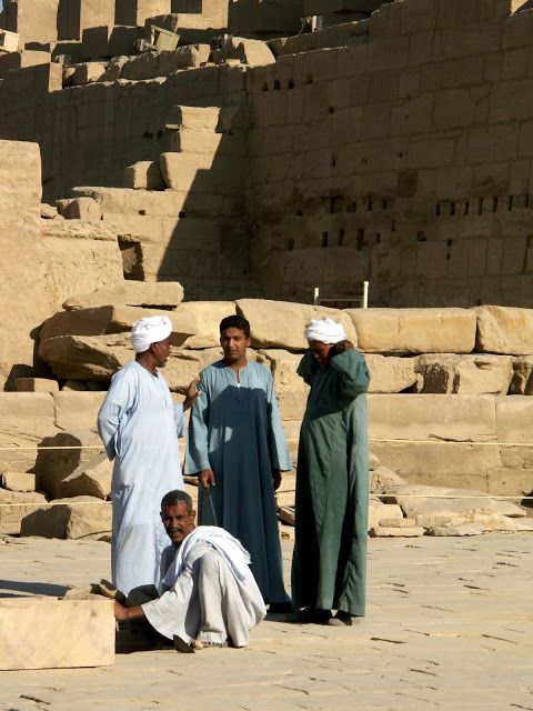 La Galabeya, icône de la robe traditionnelle égyptienne 12 - Le Progrès Egyptien La Galabeya, icône de la robe traditionnelle égyptienne 11 - Le Progrès Egyptien