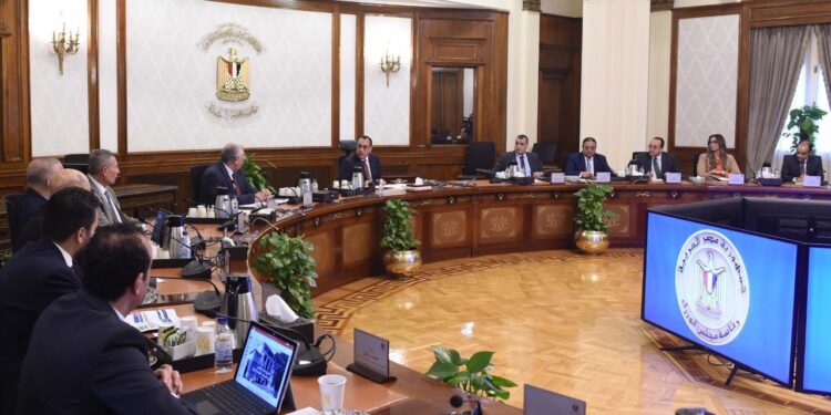 <strong>Examen du plan de rénovation du zoo et des jardins d'Orman</strong> 1 - Le Progrès Egyptien