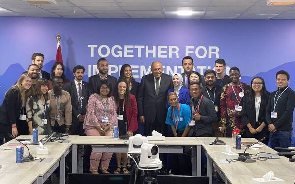 Choucri : Vif intérêt de la Présidence égyptienne de la COP27 à l'interaction avec les jeunes et enfants de la CCNUCC 2 - Le Progrès Egyptien Choucri : Vif intérêt de la Présidence égyptienne de la COP27 à l'interaction avec les jeunes et enfants de la CCNUCC 1 - Le Progrès Egyptien