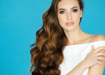 Kératine : Comment préserver cette protéine dans les cheveux ?