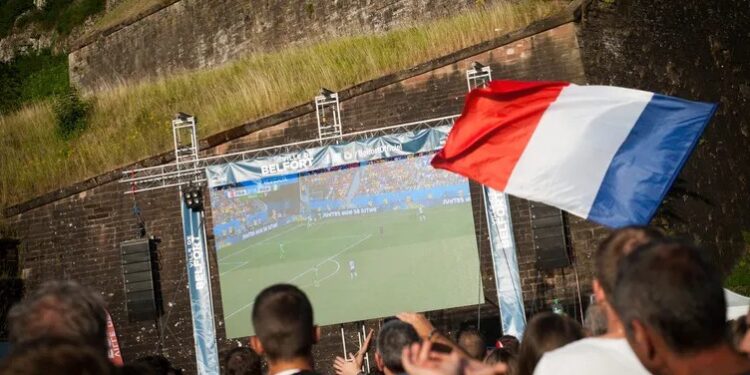 Des écrans géants pour France-Maroc en France 1 - Le Progrès Egyptien