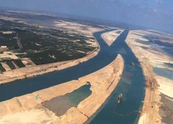 Les revenus du canal de Suez devraient atteindre 8 mds USD fin de l’exercice 2022/2023