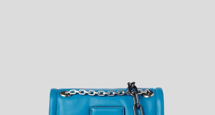 Sacs à main : L’hiver sera haut en couleur 2 - Le Progrès Egyptien Sacs à main : L’hiver sera haut en couleur 1 - Le Progrès Egyptien