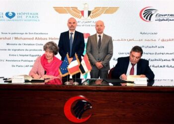 Coopération entre l’hôpital EgyptAir et l’Autorité générale des hôpitaux à Paris