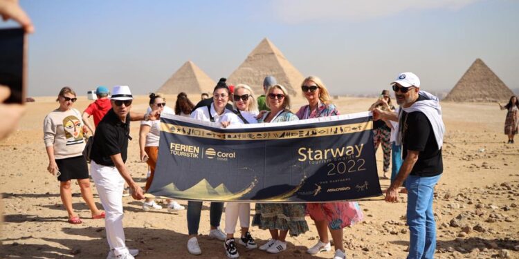 Aviation civile : Maints axes pour attirer davantage le mouvement touristique 2 - Le Progrès Egyptien Aviation civile : Maints axes pour attirer davantage le mouvement touristique 1 - Le Progrès Egyptien