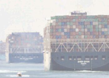 Transit de navires : Le Canal de Suez, au top
