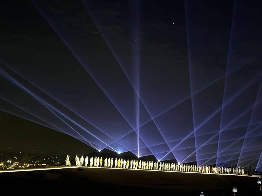 Les Pyramides vêtues en «Dior» 10 - Le Progrès Egyptien Les Pyramides vêtues en «Dior» 9 - Le Progrès Egyptien