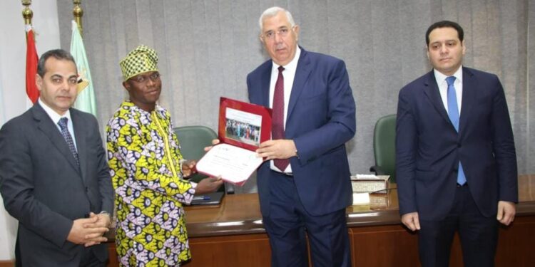 Agriculture : Remise des certificats de f in de formation à 23 stagiaires africains 2 - Le Progrès Egyptien Agriculture : Remise des certificats de f in de formation à 23 stagiaires africains 1 - Le Progrès Egyptien