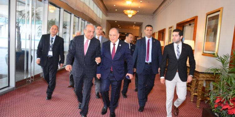 Industrie d’aluminium : Importance de la coordination avec les entreprises arabes 2 - Le Progrès Egyptien Industrie d’aluminium : Importance de la coordination avec les entreprises arabes 1 - Le Progrès Egyptien