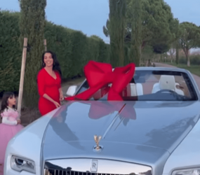 Georgina Rodriguez offre un très luxueux cadeau de Noël à Cristiano Ronaldo