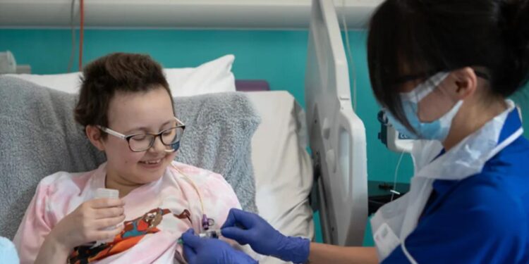 Une nouvelle technologie guérit une fille de 13 ans d’un cancer incurable 2 - Le Progrès Egyptien Une nouvelle technologie guérit une fille de 13 ans d’un cancer incurable 1 - Le Progrès Egyptien