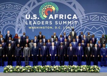 Washington : Al-Sissi pose pour une photo de famille avec Biden et les dirigeants africains