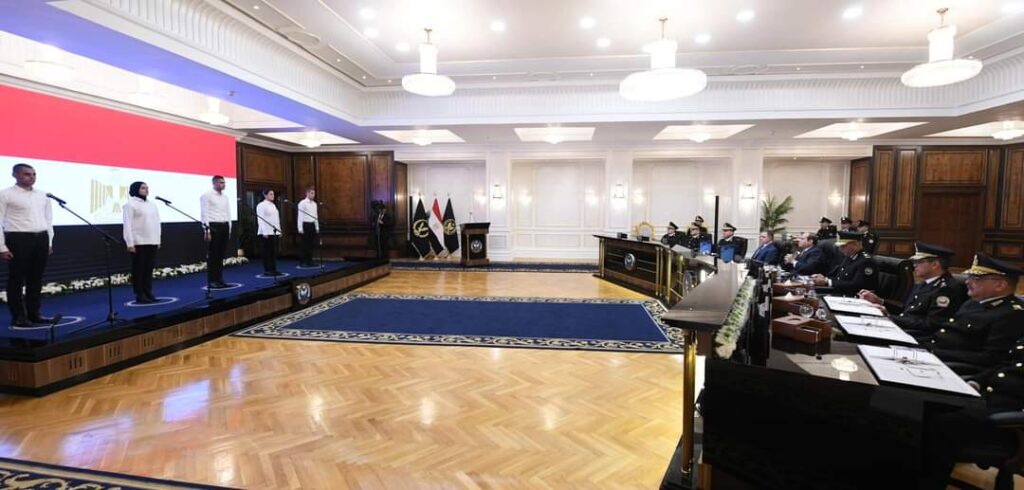 Al-Sissi : Former une génération apte à assumer la sécurité de la patrie 10 - Le Progrès Egyptien Al-Sissi : Former une génération apte à assumer la sécurité de la patrie 9 - Le Progrès Egyptien