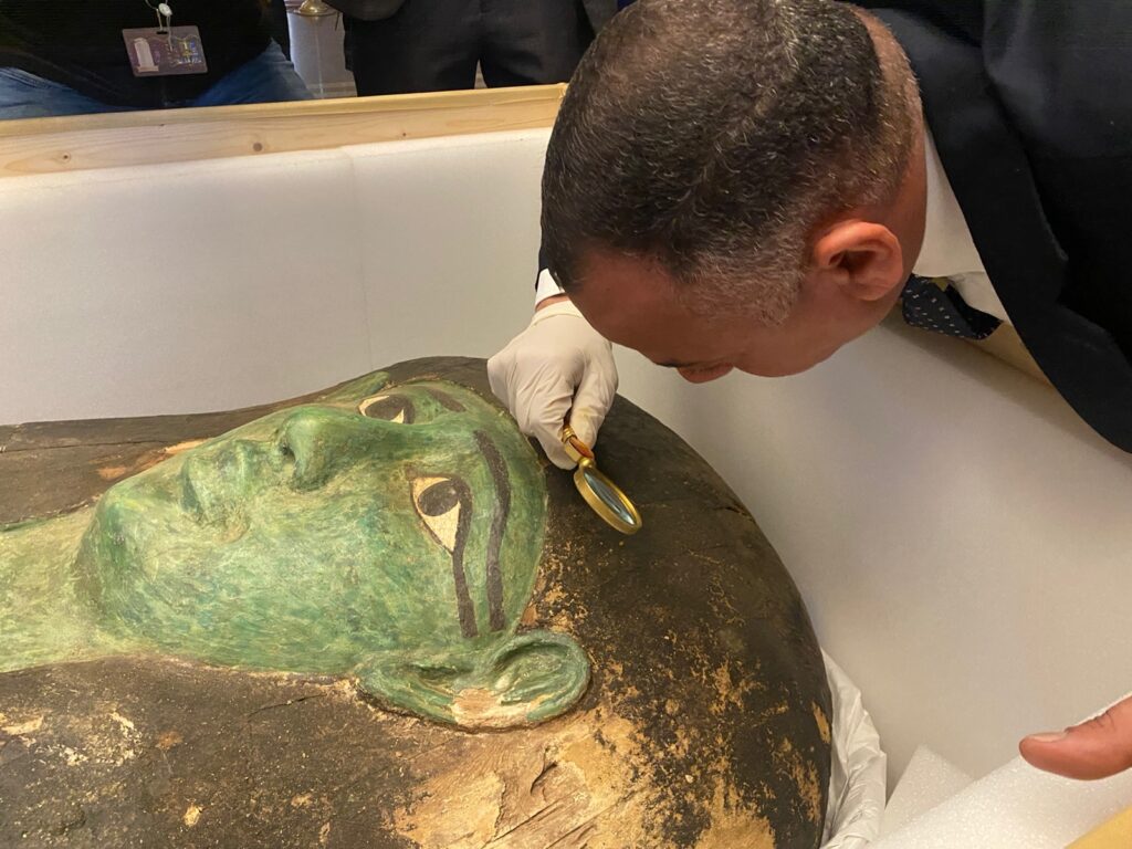 Récupération du “Sarcophage vert” des Etats-Unis 3 - Le Progrès Egyptien