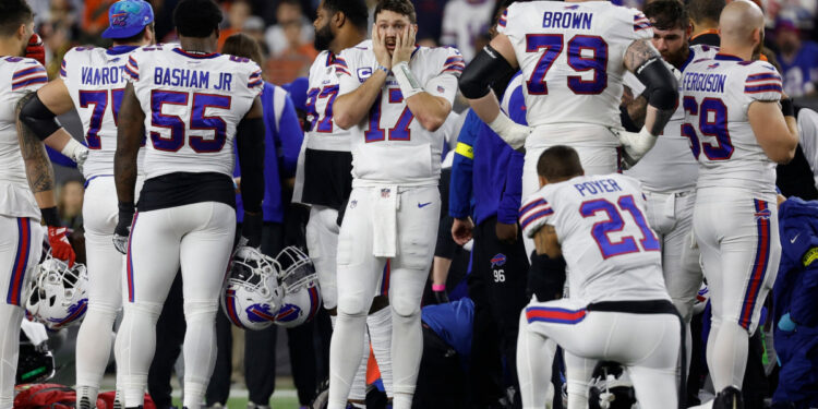 NFL : Un joueur de Buffalo dans un “état critique” 2 - Le Progrès Egyptien NFL : Un joueur de Buffalo dans un “état critique” 1 - Le Progrès Egyptien