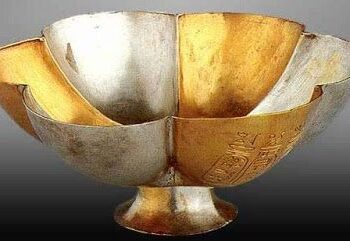 Coupe florale d’Oundebaounded 