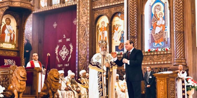 Le Président célèbre Noël avec les Coptes 2 - Le Progrès Egyptien Le Président célèbre Noël avec les Coptes 1 - Le Progrès Egyptien