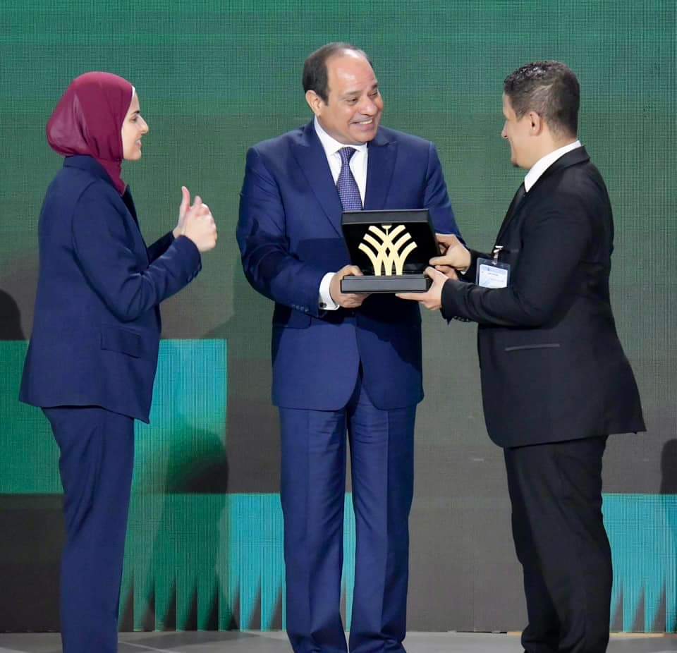 Al-Sissi honore des modèles inspirants en matière d'action civile et bénévole (Photos) 8 - Le Progrès Egyptien Al-Sissi honore des modèles inspirants en matière d'action civile et bénévole (Photos) 7 - Le Progrès Egyptien