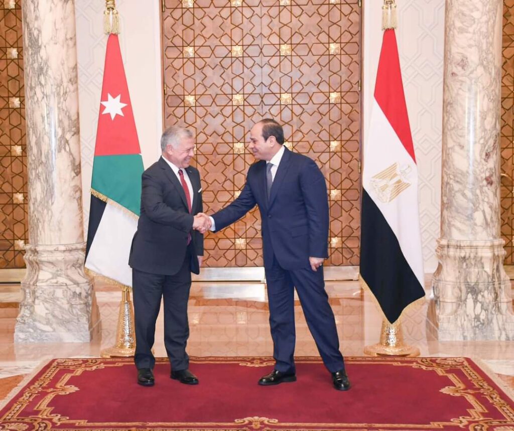 Le sommet égypto-palestino-jordanien souligne les droits légitimes des Palestiniens (Photos) 8 - Le Progrès Egyptien Le sommet égypto-palestino-jordanien souligne les droits légitimes des Palestiniens (Photos) 7 - Le Progrès Egyptien