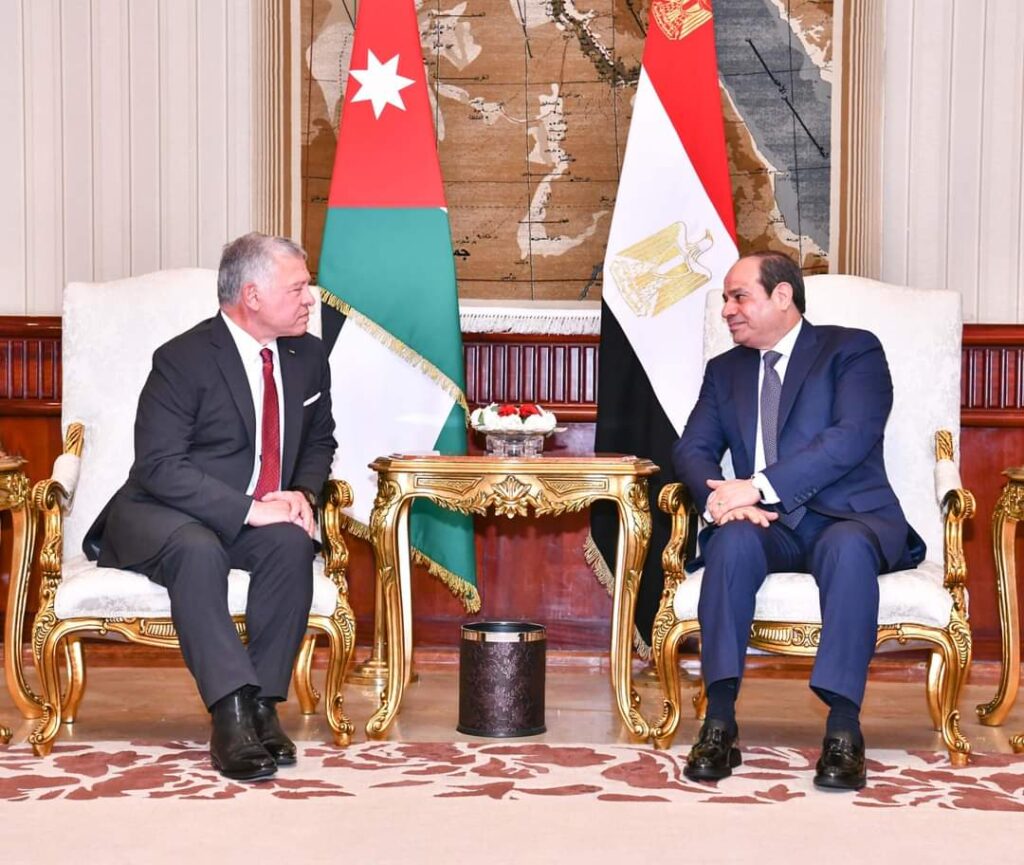 Le sommet égypto-palestino-jordanien souligne les droits légitimes des Palestiniens (Photos) 10 - Le Progrès Egyptien Le sommet égypto-palestino-jordanien souligne les droits légitimes des Palestiniens (Photos) 9 - Le Progrès Egyptien