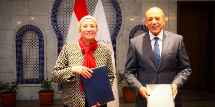 Protocole de coopération entre l'Environnement et l'Aviation civile 2 - Le Progrès Egyptien Protocole de coopération entre l'Environnement et l'Aviation civile 1 - Le Progrès Egyptien