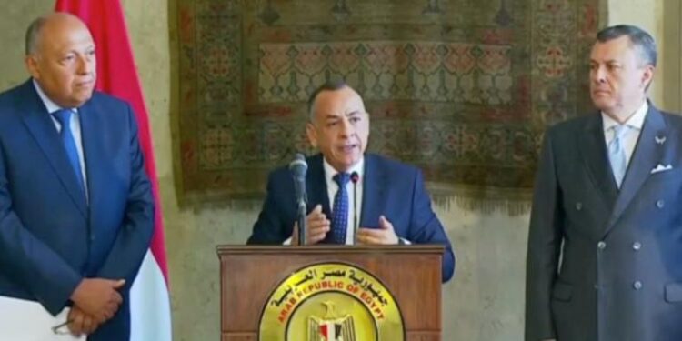 <strong>Choucri : Vif intérêt à récupérer les antiquités sorties clandestinement</strong> 2 - Le Progrès Egyptien <strong>Choucri : Vif intérêt à récupérer les antiquités sorties clandestinement</strong> 1 - Le Progrès Egyptien