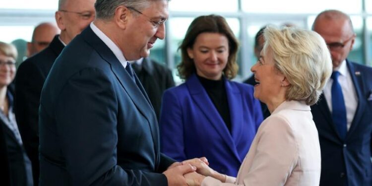 La Croatie adopte l’euro et intègre l’espace Schengen 2 - Le Progrès Egyptien La Croatie adopte l’euro et intègre l’espace Schengen 1 - Le Progrès Egyptien