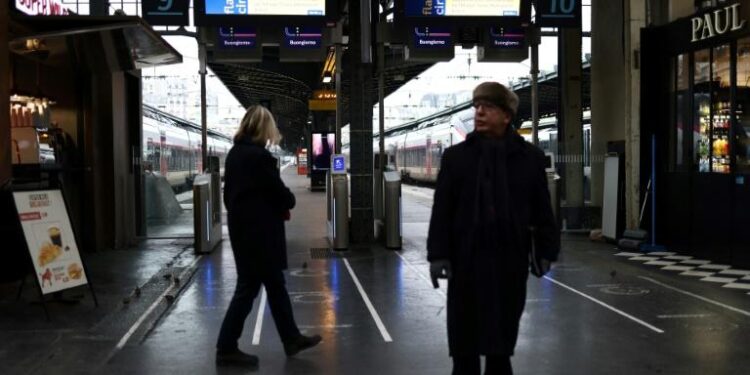 France : La gare de l’Est paralysée après un “incendie volontaire” 2 - Le Progrès Egyptien France : La gare de l’Est paralysée après un “incendie volontaire” 1 - Le Progrès Egyptien