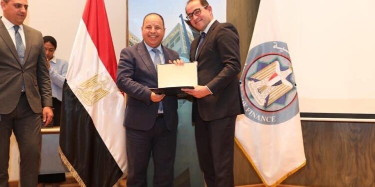 <strong>Renforcer les capacités de la reprise verte pour réaliser le développement durable</strong> 2 - Le Progrès Egyptien <strong>Renforcer les capacités de la reprise verte pour réaliser le développement durable</strong> 1 - Le Progrès Egyptien